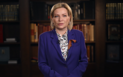 Скриншот видео-поздравления  / Телеграм-канал Ольги Любимовой - https://t.me/olga_b_lyubimova