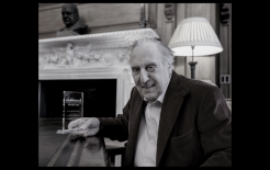 Фредерик Форсайт / https://londonpressclub.co.uk/?p=1073
