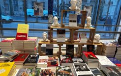 В Париже прошел XI Салон «Русская литература».
Книги, представленные на салоне В Париже прошел XI Салон «Русская литература».
Книги, представленные на салоне