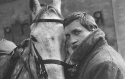 Владимир Высоцкий в фильме «Служили два товарища» / Кинопоиск