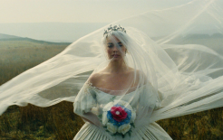 Марго Робби в роли Кэтрин Источник: Кинопоиск