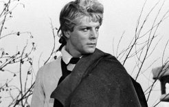 Олег Стриженов в роли Петра Гринева в фильме 'Капитанская дочка' 1958 года Олег Стриженов в роли Петра Гринева в фильме 'Капитанская дочка' 1958 года