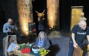 Генриетта Яновская рассказала о первой постановке знаменитой повести Михаила Булгакова в России. Фото: Юлия Савиковская