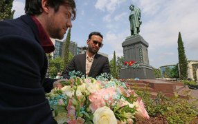Как в Москве отметили день рождения Пушкина Фото: Олеся Курпяева/РГ