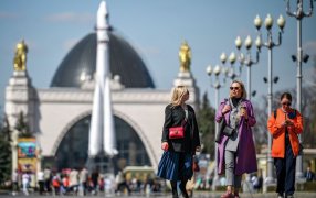 38-я Московская международная книжная ярмарка, 3-7 сентября, ВДНХ, в 57 павильоне. Гостей ждёт большой книжный праздник на традиционной площадке ММКЯ. Почётный гость ярмарки, Индия, приглашает гостей на уникальную программу / Владимир Астапкович / РИА Новости