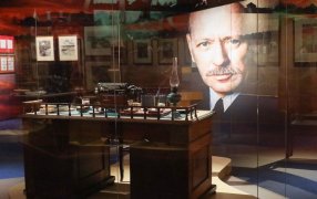 Выставка 'Век 'Тихого Дона' к 100-летию романа и 120-летию Шолохова/ Фото: Аркадий Колыбалов Выставка 'Век 'Тихого Дона' к 100-летию романа и 120-летию Шолохова/ Фото: Аркадий Колыбалов