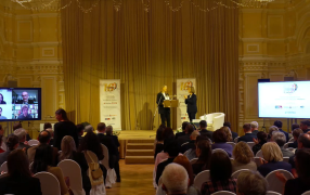 Фрагмент трансляции церемонии награждения