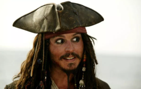 Джонни Депп в фильме «Пираты Карибского моря» / © Фото : Walt Disney offical web site Джонни Депп в фильме «Пираты Карибского моря» / © Фото : Walt Disney offical web site