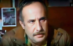 3 февраля 1941 года в Харькове родился знаменитый драматург Эдуард Яковлевич Володарский/ Стоп-кадр из фильма 'Четыре встречи с Владимиром Высоцким' (1987) / kino-teatr.ru