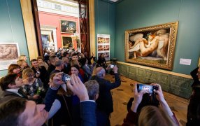 Гостям Эрмитажа представили наиболее близкую к оригиналу копию картины Микеланджело / Сергей Новиков / пресс-служба Эрмитажа Гостям Эрмитажа представили наиболее близкую к оригиналу копию картины Микеланджело / Сергей Новиков / пресс-служба Эрмитажа