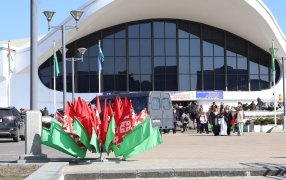 Вход в павильон Минской ярмарки / Авторская съемка