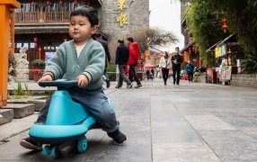 На Шелковом пути: Почему китайцы выбирают русский язык для учебы /  Анна Раткогло / РИА Новости