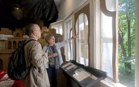 Пророчество «Мастера»: в Гослитмузее открылась выставка о Булгакове и Пастернаке / Аркадий Колыбалов