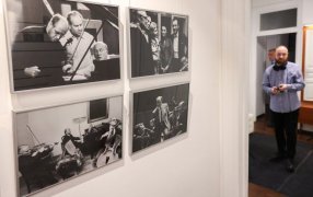 Выставка 'Александр Солженицын и музыканты-современники' проходит в Москве/ Фото: Константин Завражин/РГ Выставка 'Александр Солженицын и музыканты-современники' проходит в Москве/ Фото: Константин Завражин/РГ