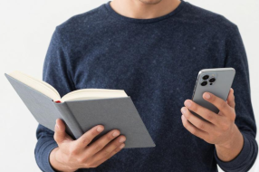 Изображение сгенерировано нейросетью