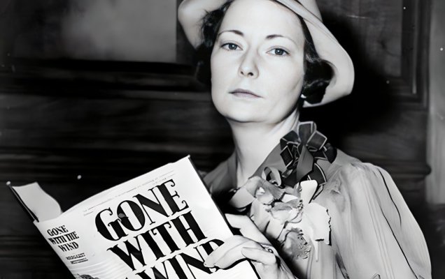 Американская писательница и журналистка, автор романа «Унесённые ветром». получившего Пулитцеровскую премию, Маргарет Митчелл родилась  8 ноября 1900 года в Атланте, штат Джорджия