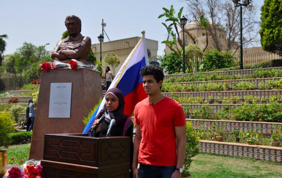 Памятник Пушкину в Каире