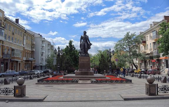 Красная площадь в Ростове
