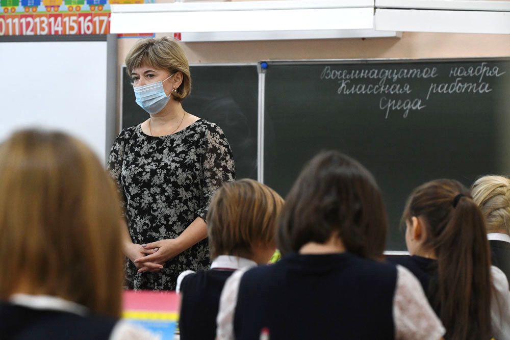 Еще 100 российских учителей отправятся в Узбекистан /  Александр Кряжев / РИА Новости