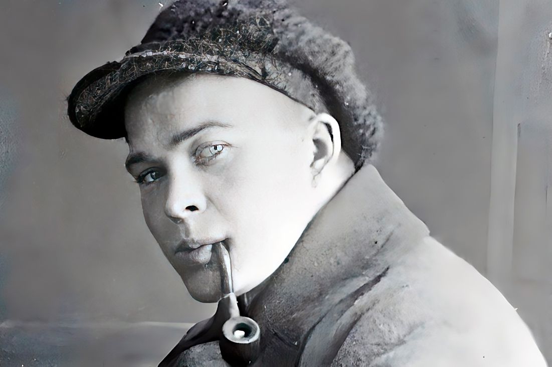 120 лет назад родился писатель Аркадий Гайдар / culture.ru