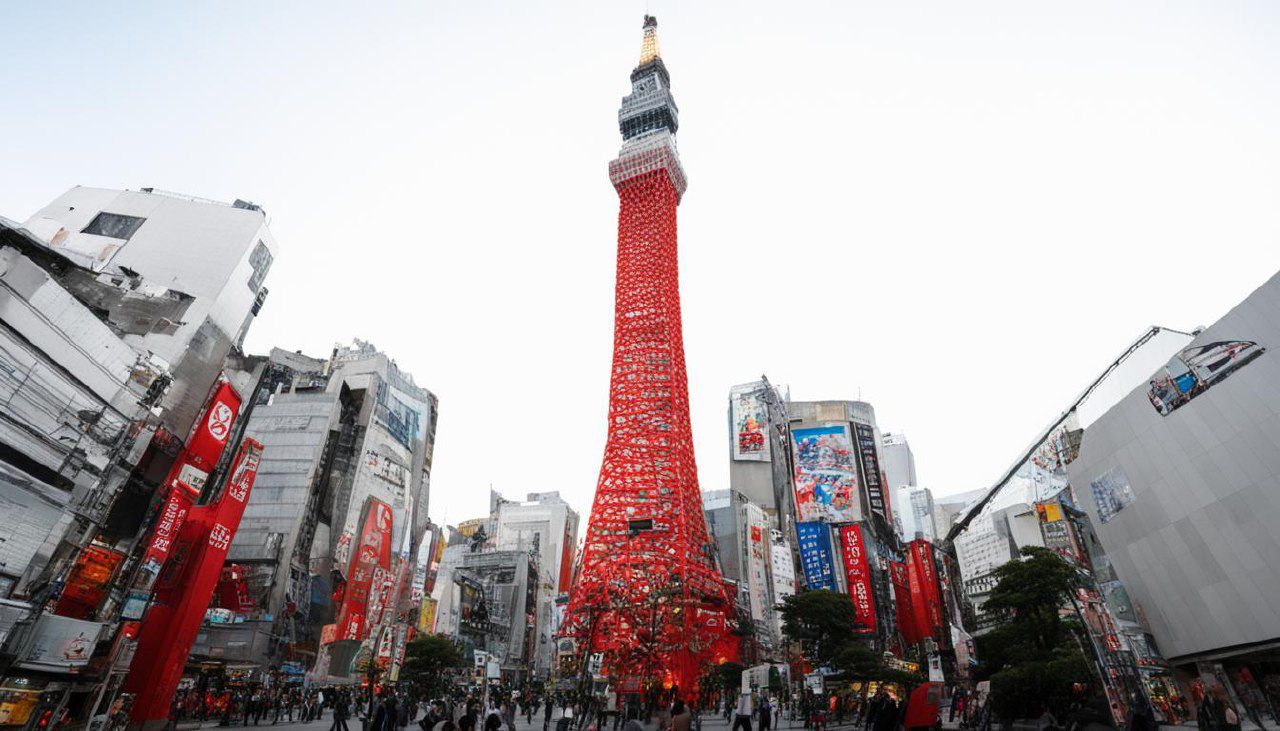 Результат генерации нейросети Kandinsky по запросу 'Токийская башня сочувствия'