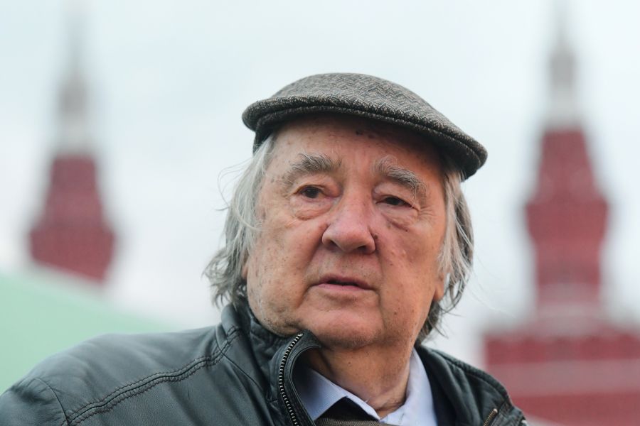 Писатель Александр Проханов на книжном фестивале 'Красная площадь' в Москве. / Алексей Куденко / РИА Новости