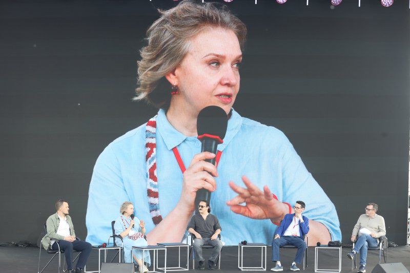 Марина Брусникина. На Главной сцене фестиваля обсудили проблемы интерпретации классики в современных жанрах/ Аркадий Колыбалов