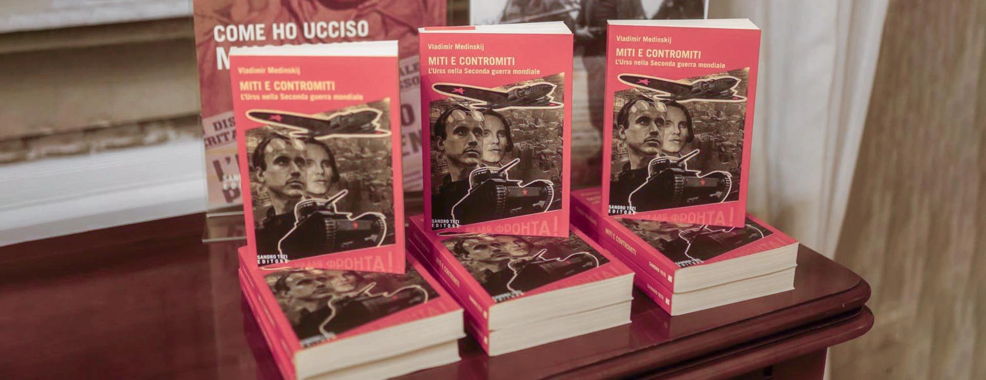 Издатель Сандро Тети рассказал 'РГ', что знают итальянцы про украинский национализм, какая цензура в западных странах и почему он издал книгу Мединского о войне / Посольство РФ в Италии / telegram
