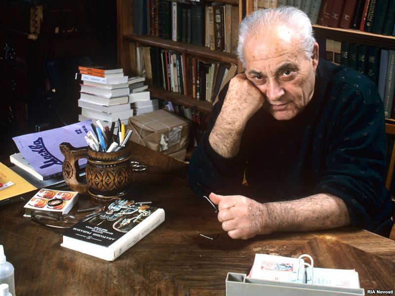 Со дня рождения советского писателя Анатолия Рыбакова исполняется 115 лет / Wikipedia/shalomfilm.com Со дня рождения советского писателя Анатолия Рыбакова исполняется 115 лет / Wikipedia/shalomfilm.com