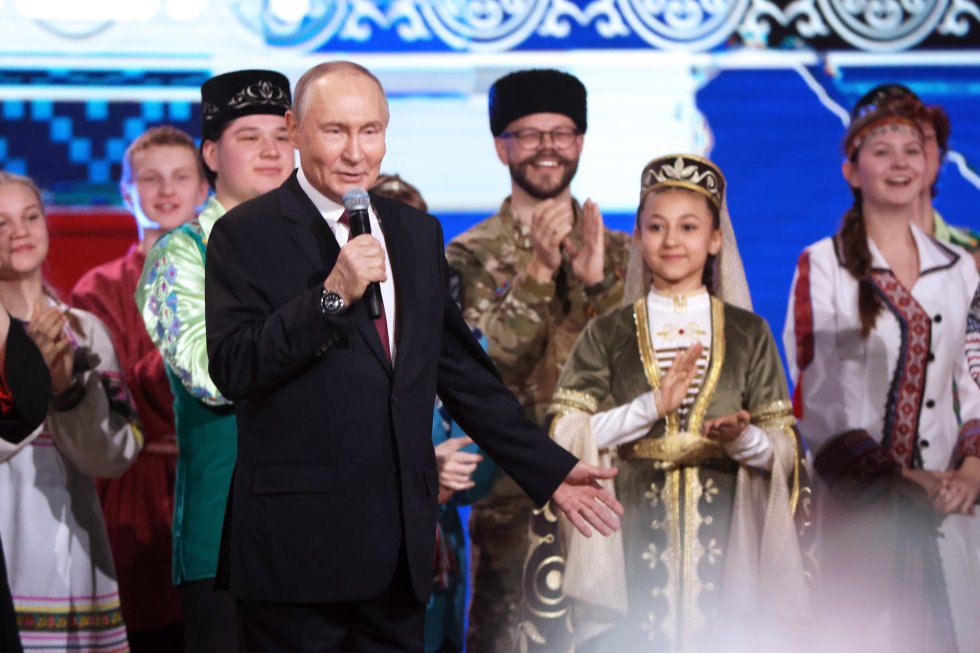 Президент признался, что испытывает восторг от того, что мы все вместе. / Константин Завражин/РГ