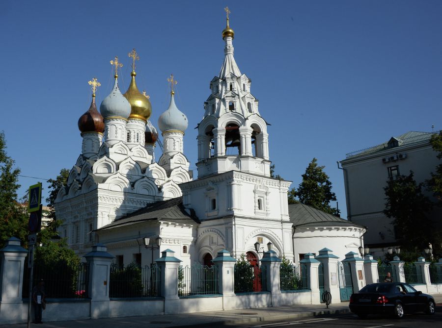Здание церкви с шатровой колокольней Храма Святителя Николая в Пыжах на улице Большая Ордынка в Москве. / Источник: Владимир Федоренко/РИА Новости Здание церкви с шатровой колокольней Храма Святителя Николая в Пыжах на улице Большая Ордынка в Москве. / Источник: Владимир Федоренко/РИА Новости